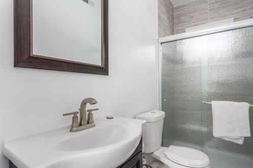 15 Warner Ave, Worcester MA  01604-3129 exterior