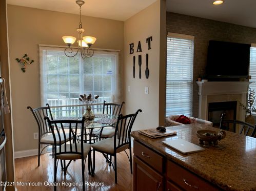 106 Brookfield Dr, Jackson Twp NJ 08527-4086 exterior