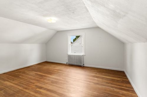 11 Grace Rd, Quincy MA 02169-3922 exterior