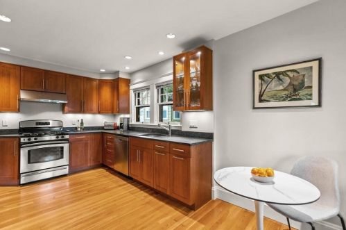 147 Highland Ave, Arlington MA 02476-7846 exterior