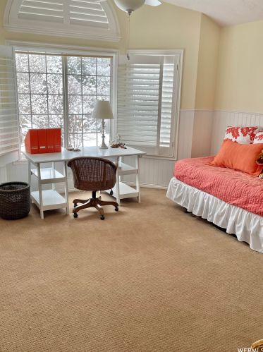 36 Lone Holw Dr, Sandy UT 84092-5530 exterior