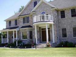 341 Hartman Rd, Newton, MA 02459-2816