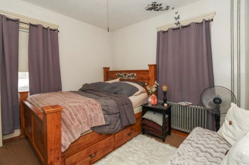 123 Locust St, New Bedford MA 02740-4506 exterior