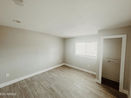 2221 27th St, Phoenix AZ 85008-4924 exterior