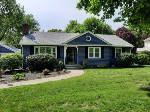 89 Whipple St, Worcester, MA 01607-1305