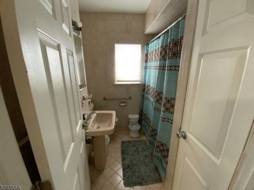 14 Oak St, Belleville NJ 07109-2659 exterior