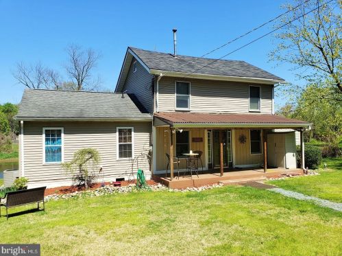 83 Hickory Ave, West Deptford, NJ 08051-1501