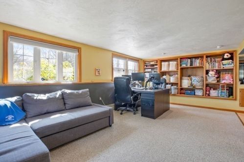 484 Essex St, Weymouth MA 02188-3501 exterior