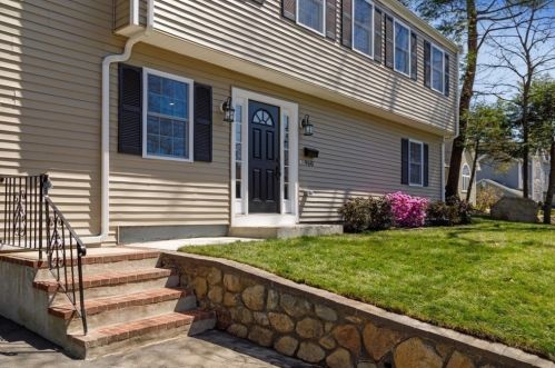 960 Summer St, Lynnfield MA  01940-2239 exterior