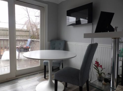 22 Carlisle St, Worcester MA 01602-3324 exterior