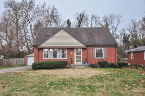 1334 Villa Park Dr, Louisville KY  40219-5033 exterior