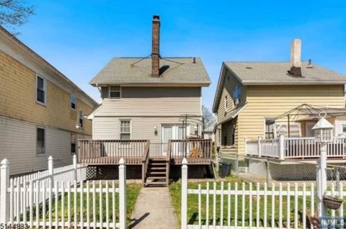 60 Prospect St, Belleville NJ 07109-2666 exterior