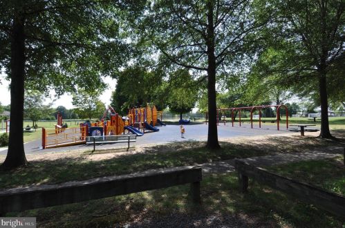 24854 Main St, Columbus NJ 08022-1339 exterior