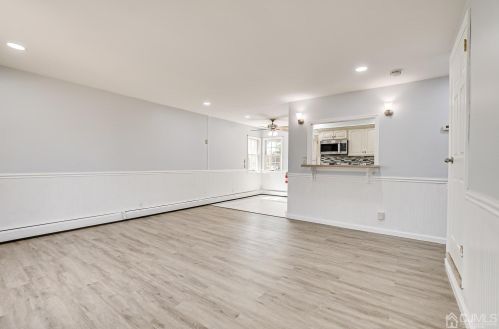 47 Arthur Ave, Carteret NJ  07008-2463 exterior