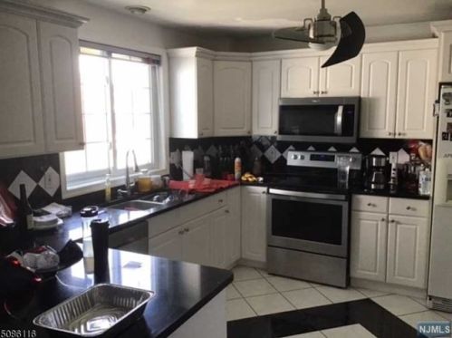 22 Berkeley Ave, Belleville NJ  07109-1469 exterior