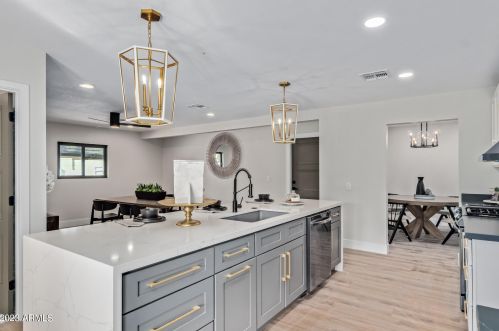 4115 Catalina Dr, Phoenix AZ 85015-6024 exterior