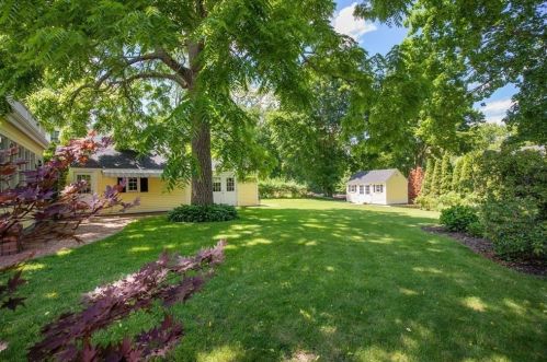 18 Stoddard Rd, Hingham MA 02043-2941 exterior