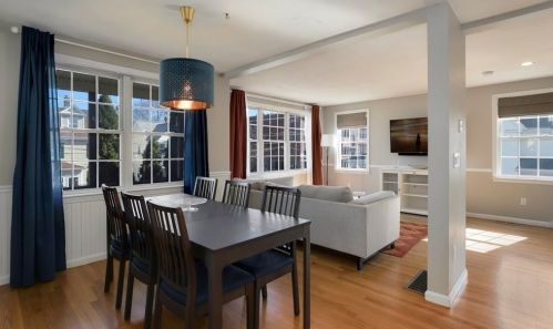 99 Edwards St, Quincy MA 02169-6903 exterior