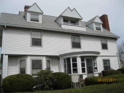 523 Watertown St, Newton, MA 02460-1433