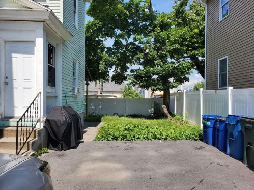 11 Pleasant Ter, Lawrence MA  01841-2933 exterior