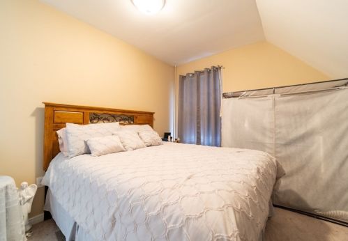 143 Lowell St, Methuen MA 01844-6825 exterior