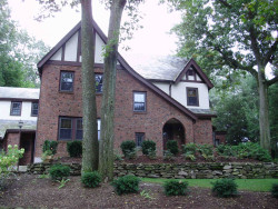 5 Byfield Rd, Newton, MA 02468-1235