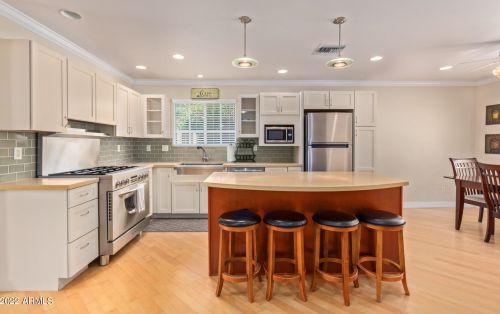 6701 14 Pl, Phoenix AZ 85014-4014 exterior