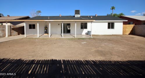 3024 64 Dr, Phoenix AZ 85033-4507 exterior