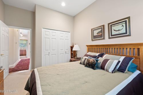 1729 Silver Spg, Park City UT 84098-6033 exterior