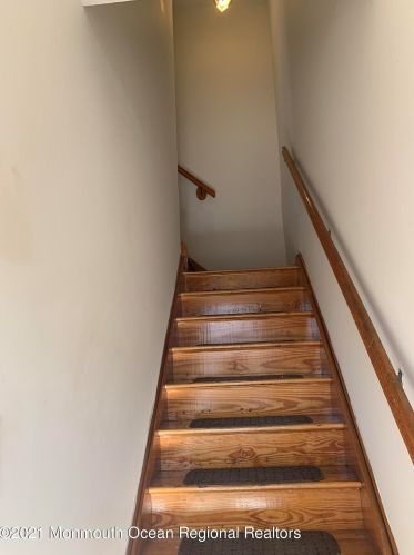 51 Laurel Ave, Kearny NJ 07032-2951 exterior