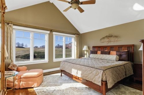 16 Black Rock Dr, Hingham MA 02043-4892 exterior