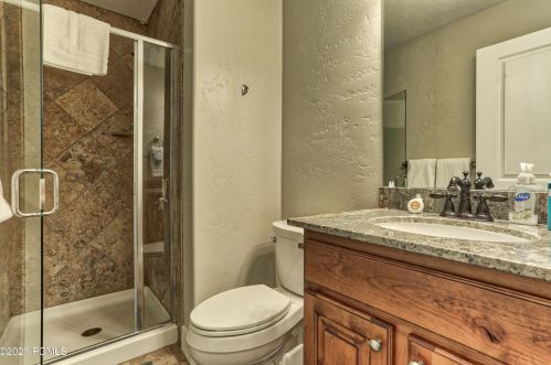 5627 Oslo Ln, Park City UT 84098-7708 exterior