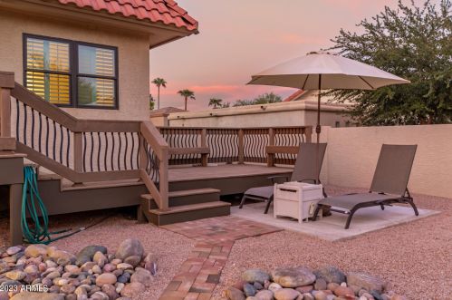 3835 Ahwatukee Dr, Phoenix AZ 85044-2033 exterior