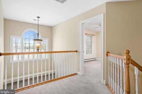 71 Mill Ln, Columbus NJ 08022-1940 exterior