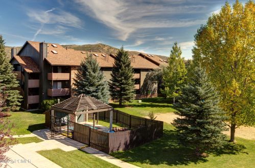 6821 2200, Park City UT 84098-8202 exterior