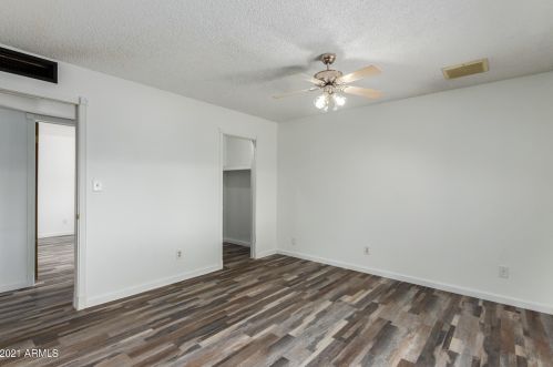 11022 35 Dr, Phoenix AZ 85053-7613 exterior