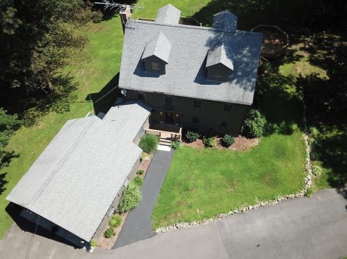 30 Jones Rd, Sutton MA 01590-2705 exterior