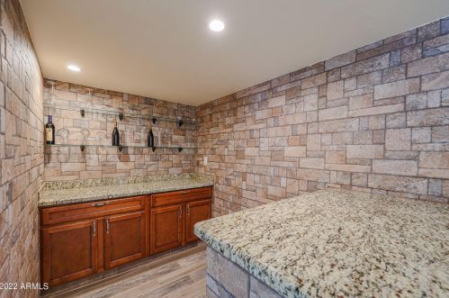 3121 Bethany Home Rd, Phoenix AZ 85015-2442 exterior