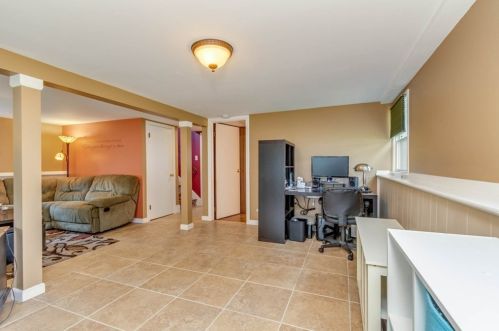 22 Glenwood Dr, Lawrence MA 01843-3001 exterior