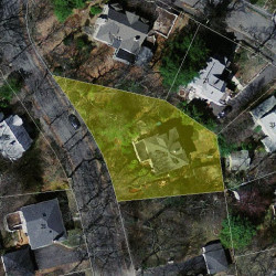 34 Woodcliff Rd, Newton MA 02461-1825 aerial view