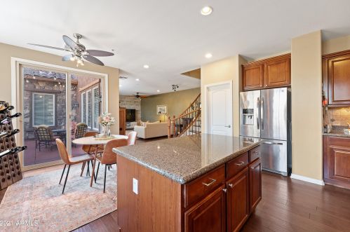 21824 39 St, Phoenix AZ 85050-4881 exterior