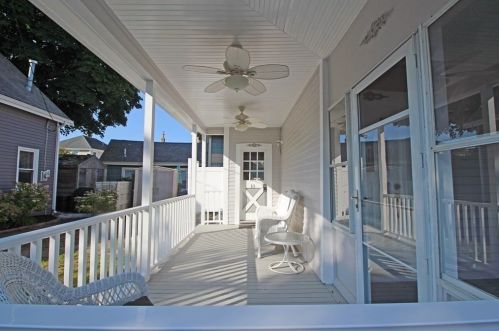 10 8th Ave, Wareham MA  02571-1302 exterior