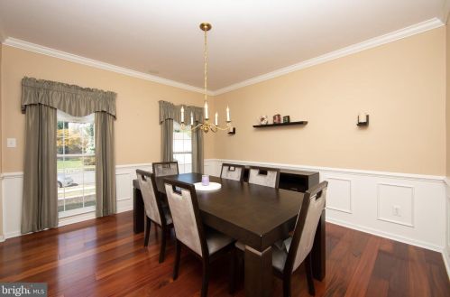 36 Hackemore St, Burlington NJ 08016-3056 exterior