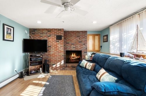 23 Sealund Rd, Quincy MA 02171-2818 exterior