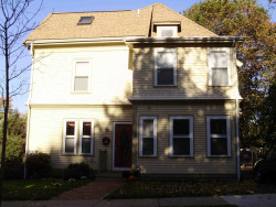 72 Ripley St, Newton, MA 02459-2208