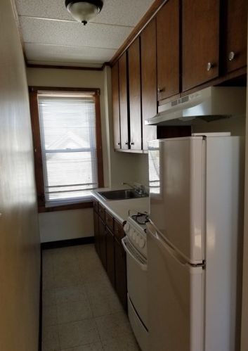 53 Almy St, Fall River MA 02720-2711 exterior