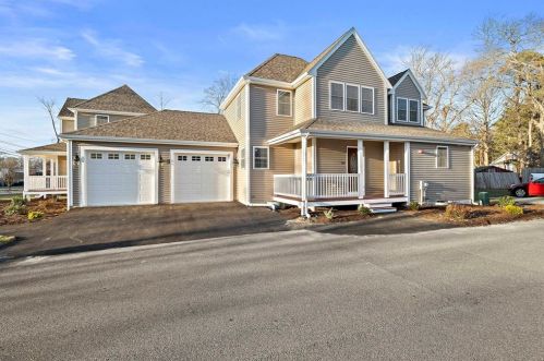 786 State Rd, Plymouth, MA 02360-5337