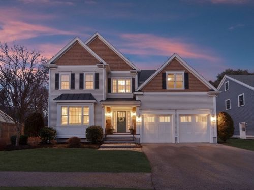 51 Mann Ave, Needham MA 02492-4533 exterior