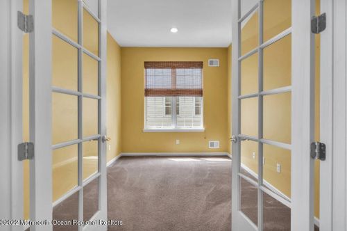 33 Crooked Stick Rd, Jackson Twp NJ 08527-4032 exterior