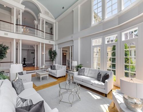 3 Glenwood Rd, Southborough MA 01772-1127 exterior